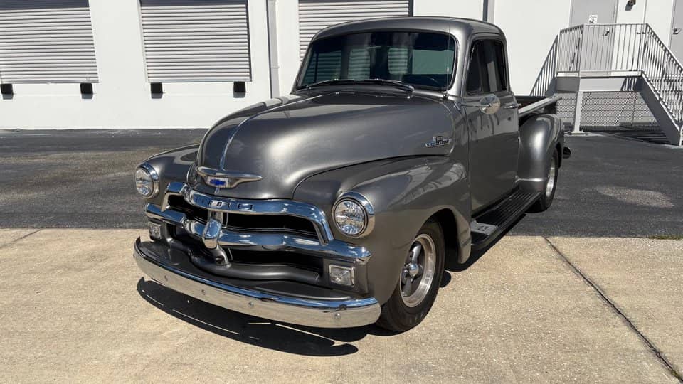 1955 Chevrolet 3100 5 Window photo 1
