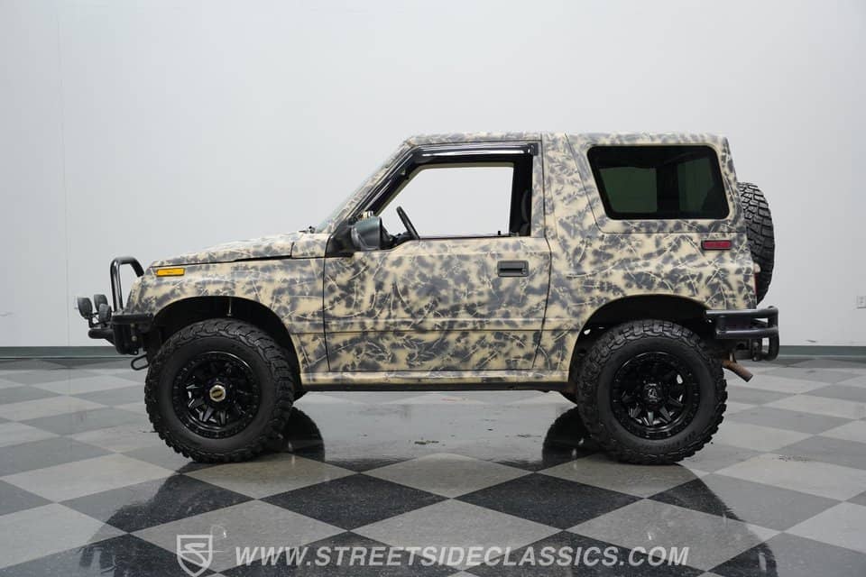 1996 Geo Tracker photo 1