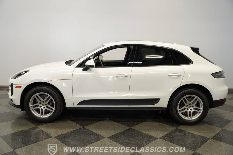 2019 Porsche Macan photo 1