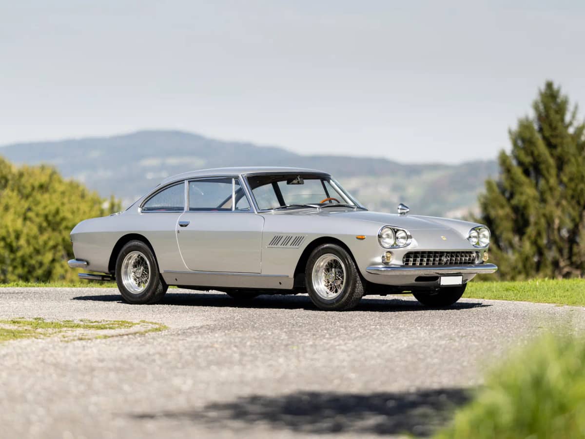 1964 Ferrari 330 GT 2+2 Series I photo 1