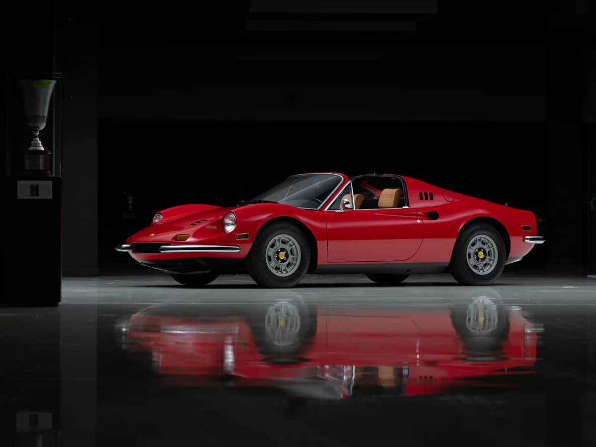 1974 Ferrari Dino 246 GTS photo 1