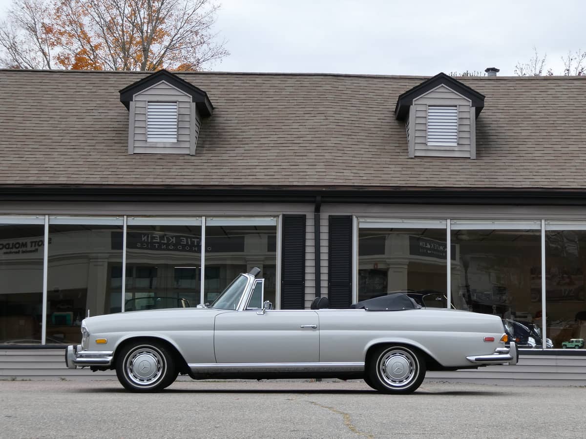1970 Mercedes-Benz 280SE Low-Grille photo 1