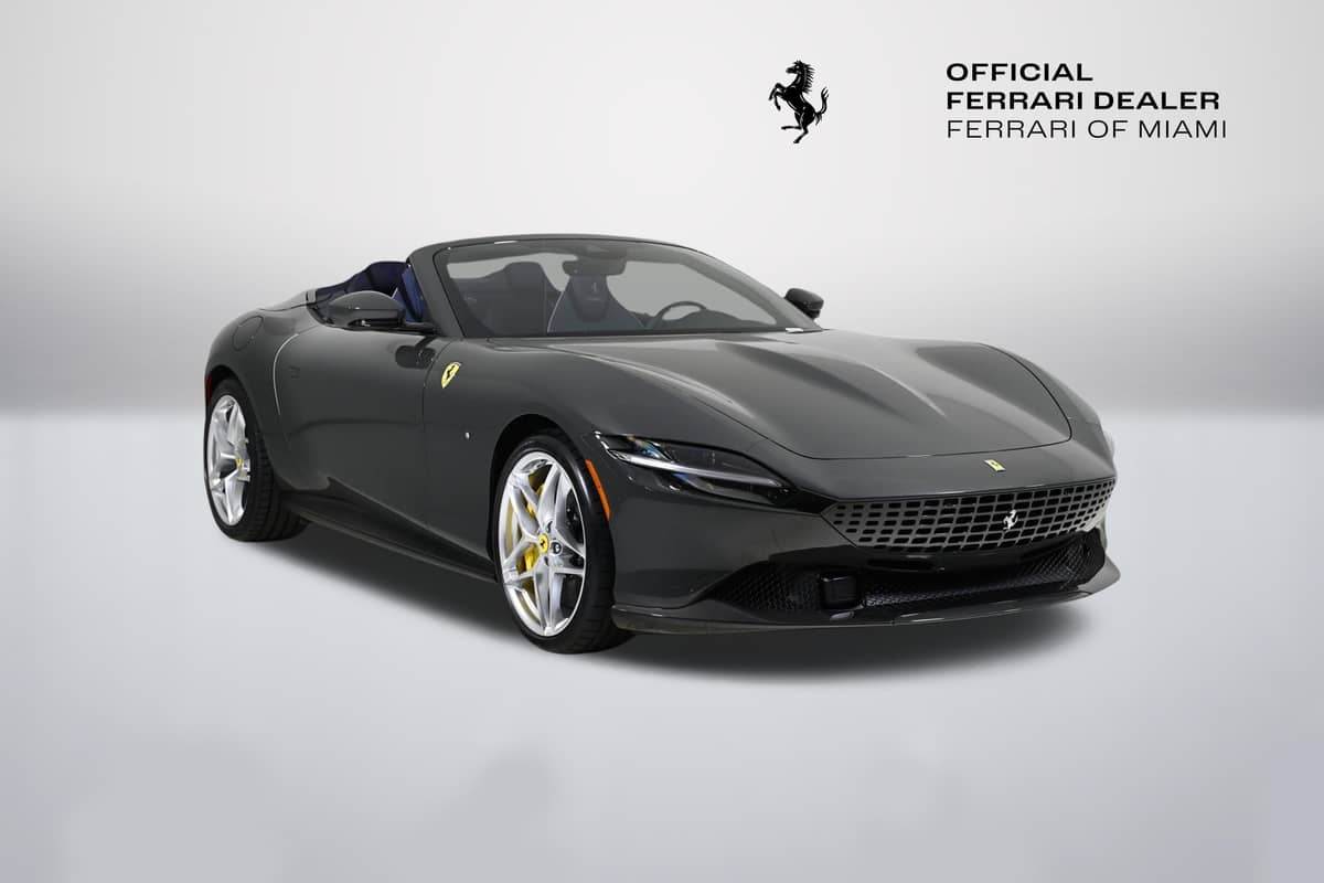 2025 Ferrari Roma Spider photo 1