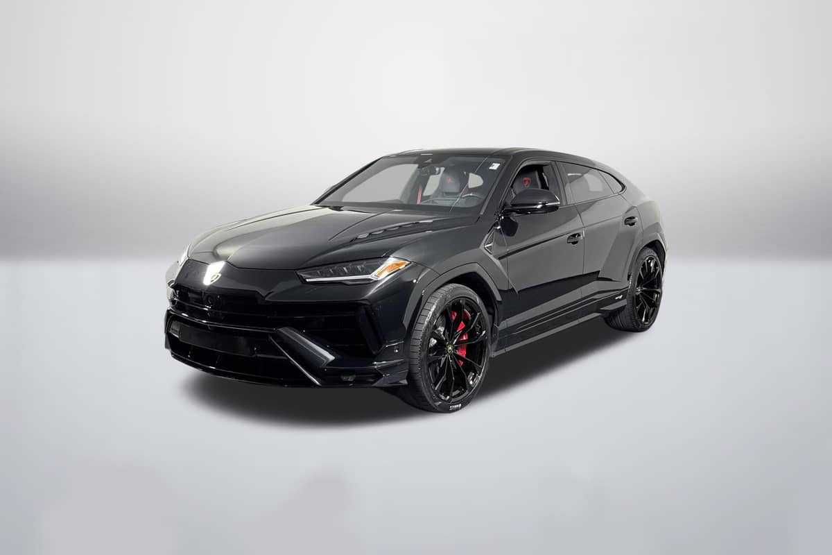 2024 Lamborghini Urus S photo 1