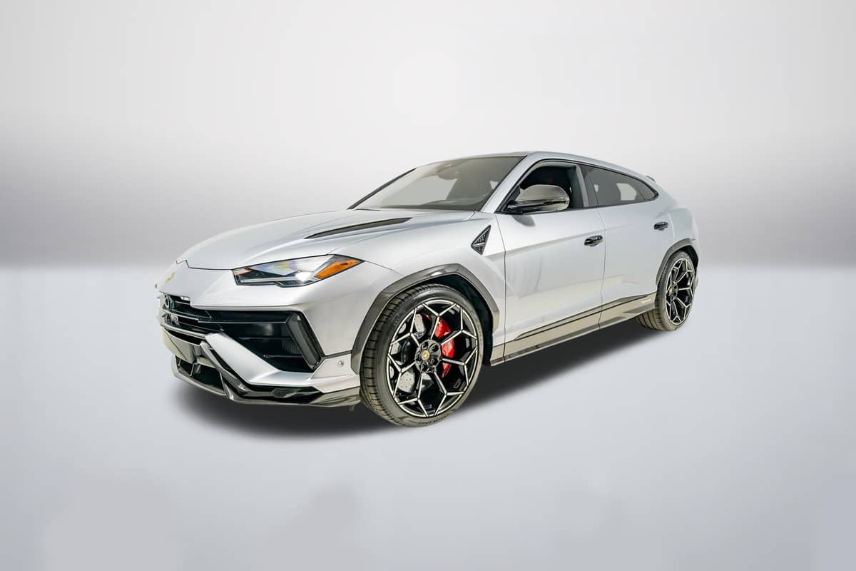 2024 Lamborghini Urus Performante photo 1