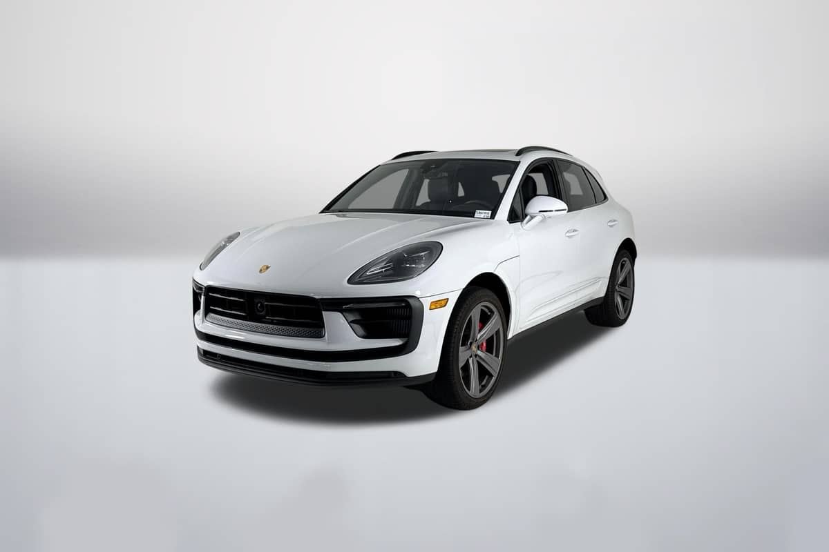 2024 Porsche Macan S photo 1