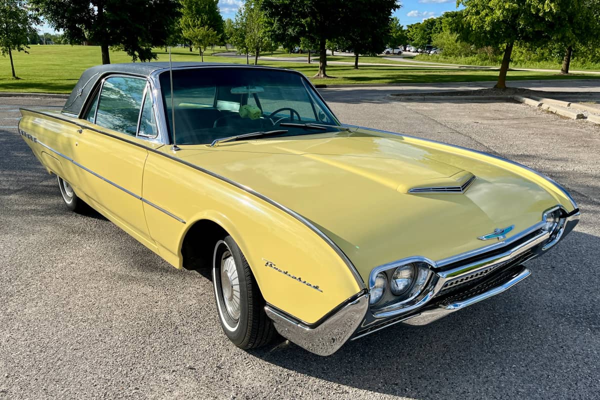 1962 Ford Thunderbird Landau photo 1