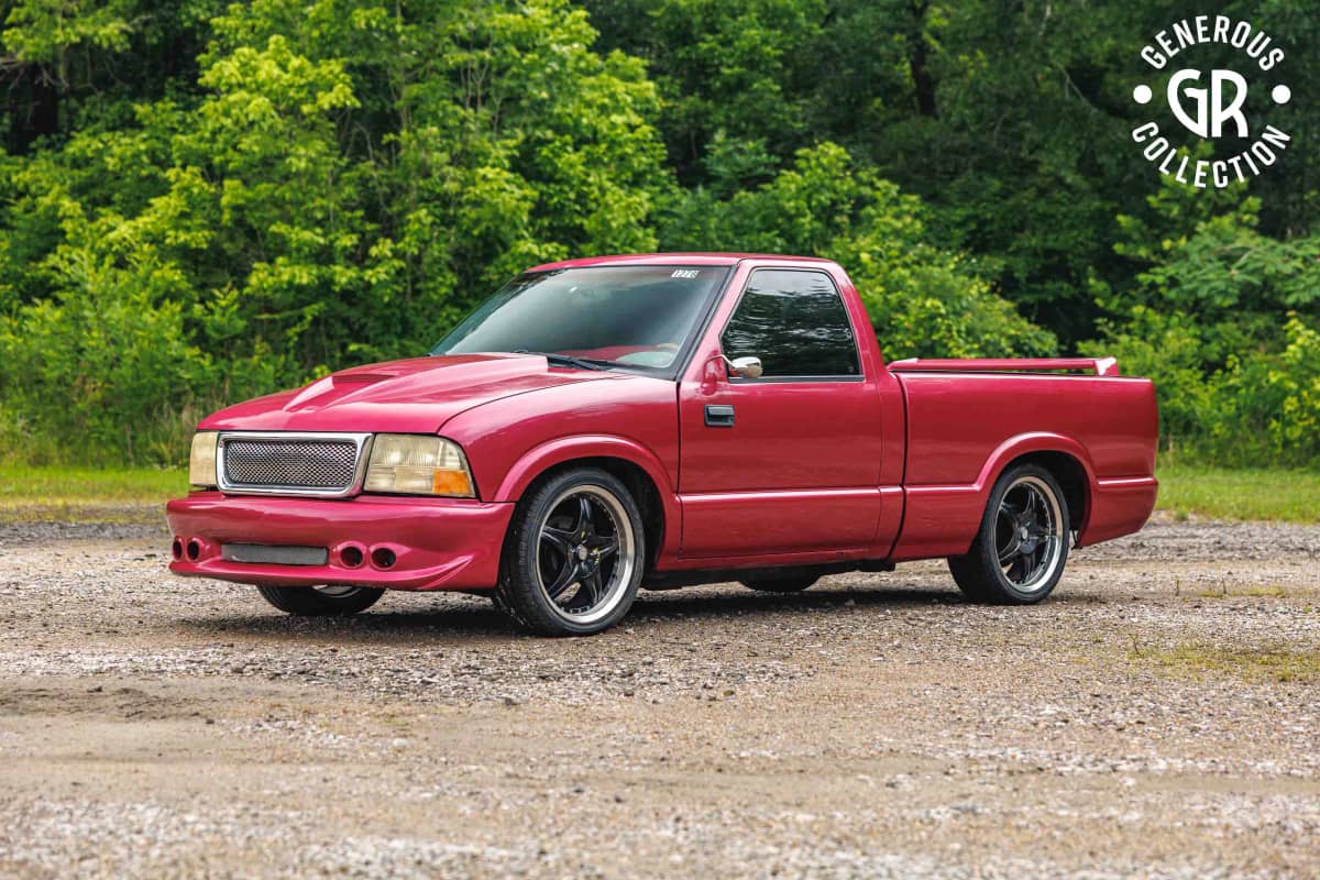 1995 GMC Sonoma SLE photo 1