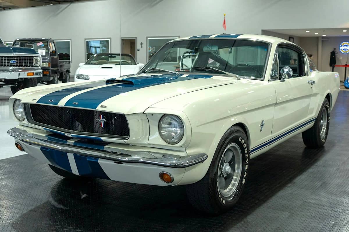 1965 Ford Mustang photo 1