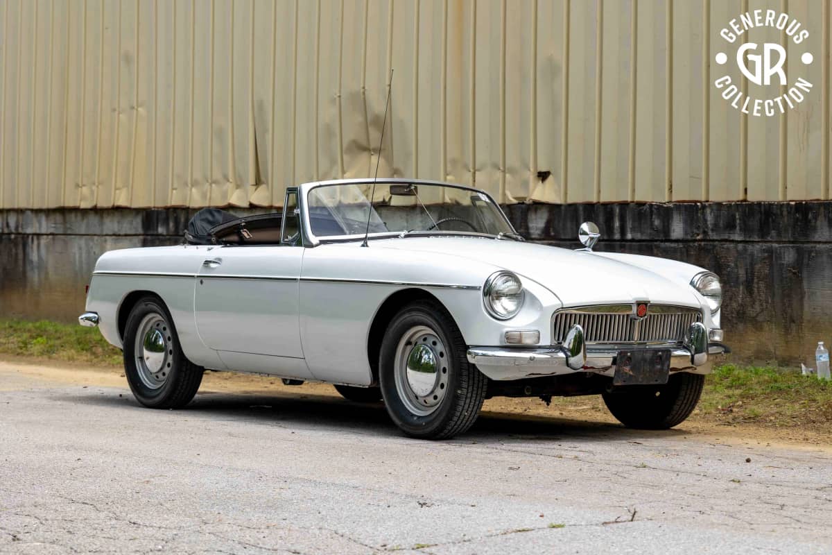 1968 MG MGB photo 1