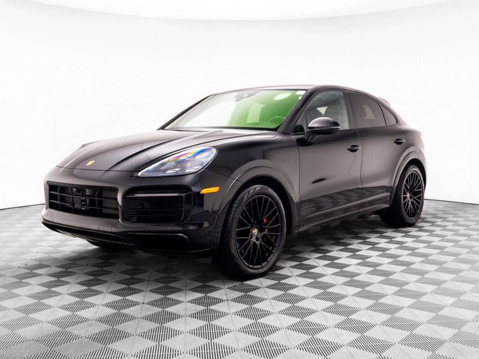 2023 Porsche Cayenne GTS Coupe photo 1