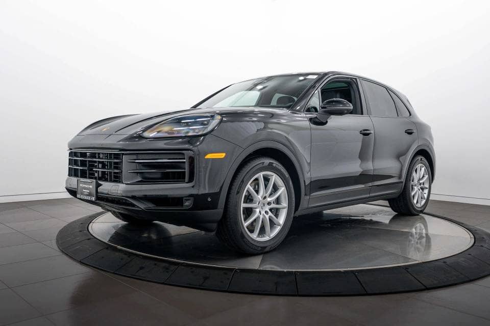 2026 Porsche Cayenne photo 1