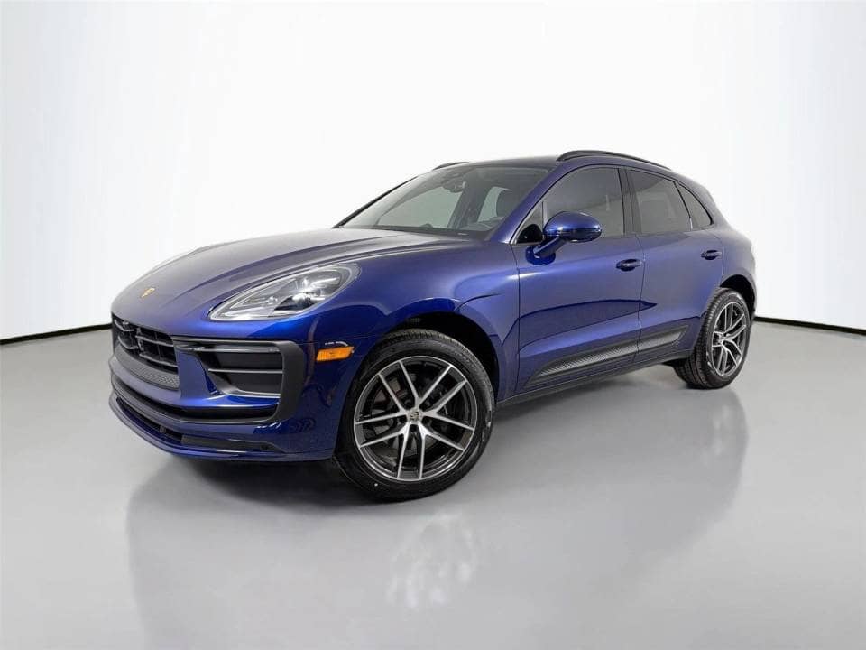 2026 Porsche Macan photo 1