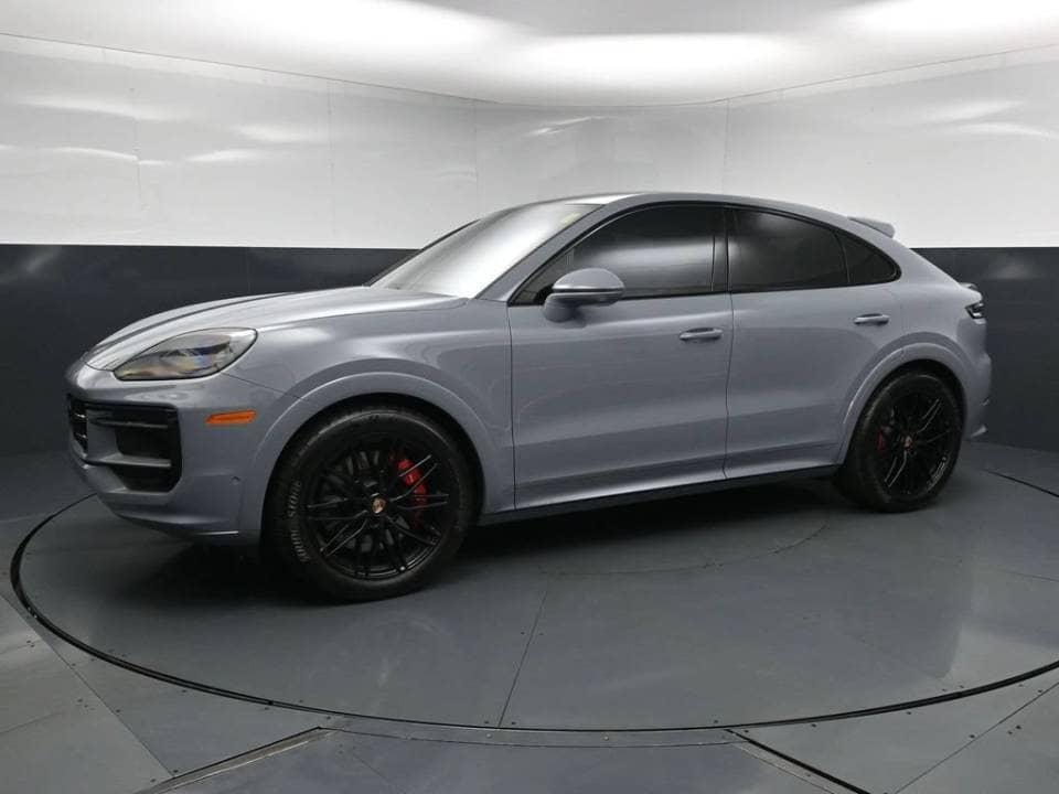 2025 Porsche Cayenne GTS Coupé