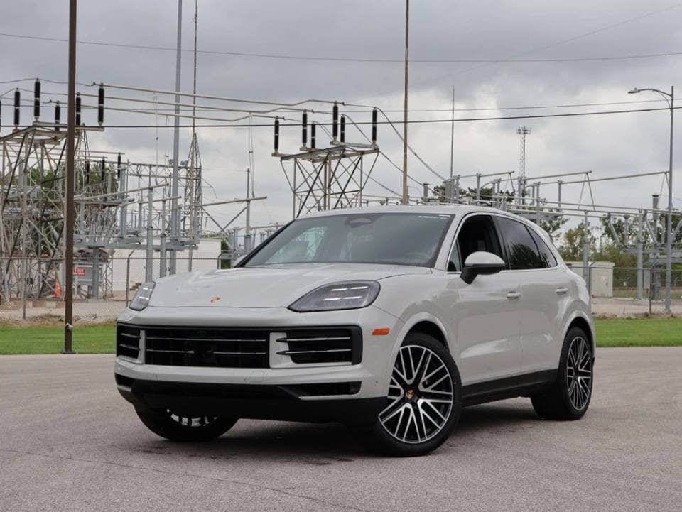 2026 Porsche Cayenne photo 1