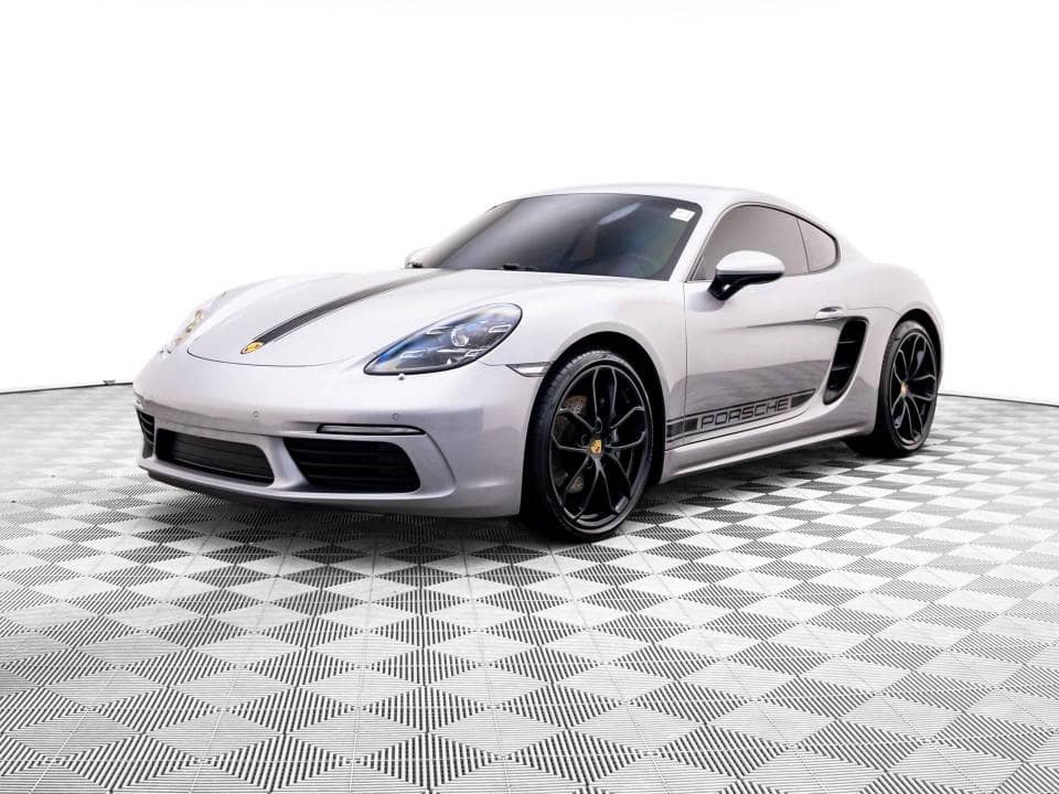 2024 Porsche 718 Cayman photo 1