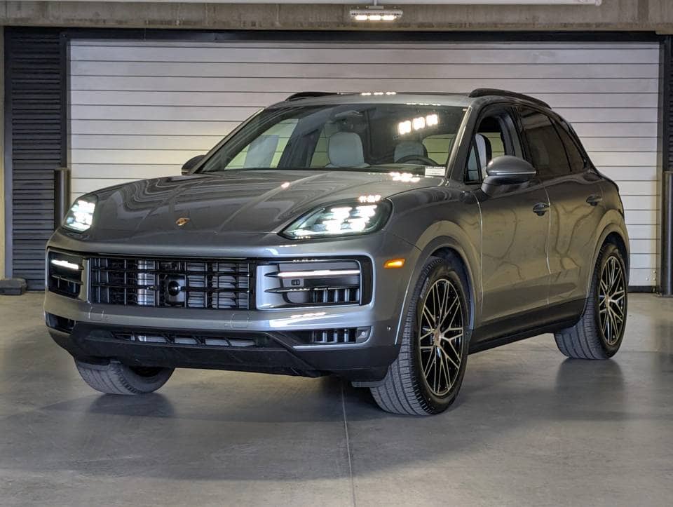 2026 Porsche Cayenne photo 1