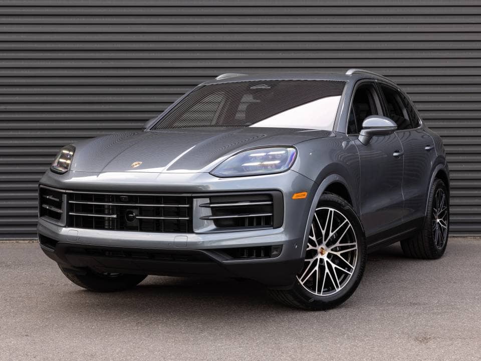 2026 Porsche Cayenne photo 1