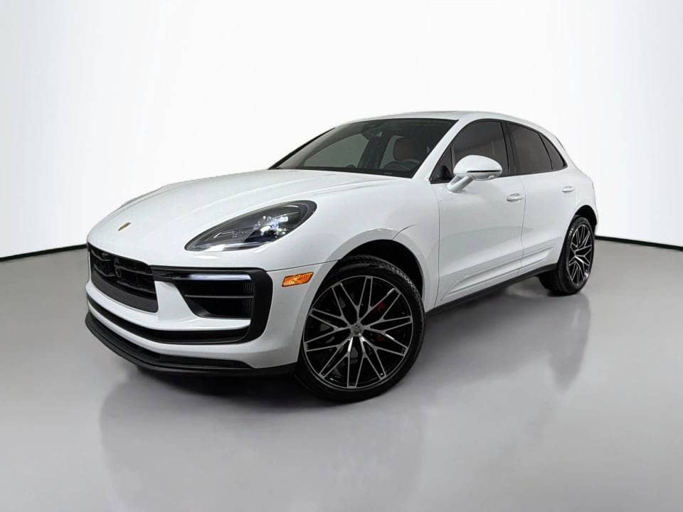 2025 Porsche Macan S photo 1