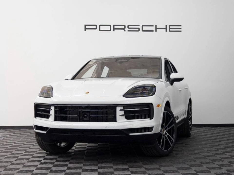 2026 Porsche Cayenne Coupe photo 1