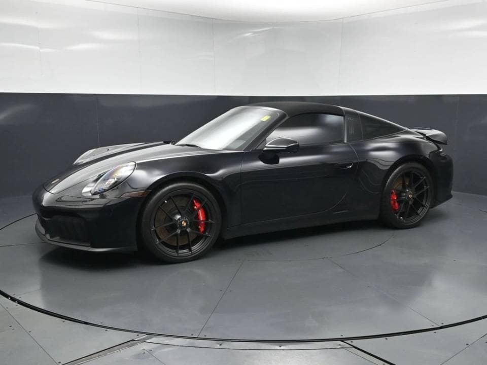 2025 Porsche 911 Targa 4 GTS