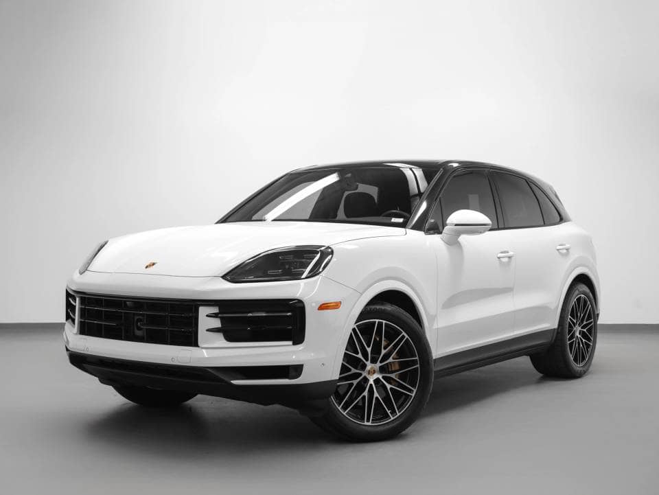 2024 Porsche Cayenne photo 1