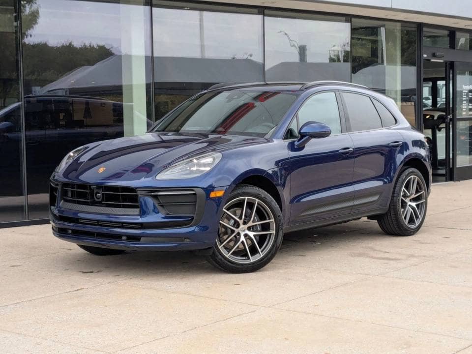 2026 Porsche Macan photo 1
