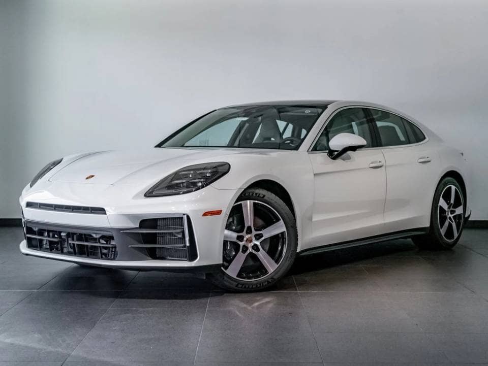 2025 Porsche Panamera 4