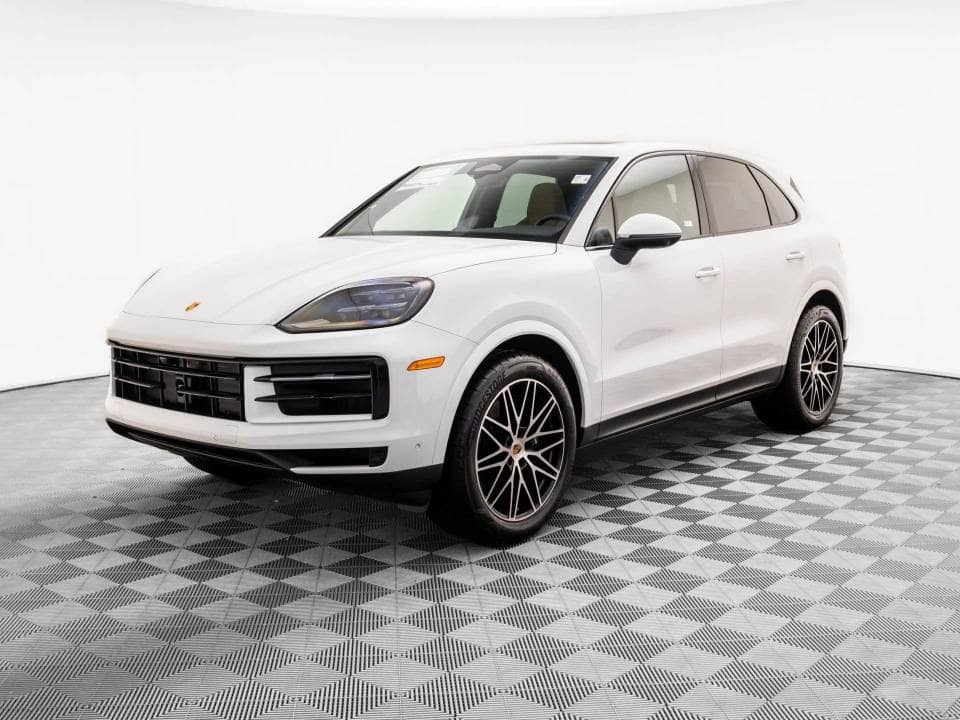 2026 Porsche Cayenne photo 1