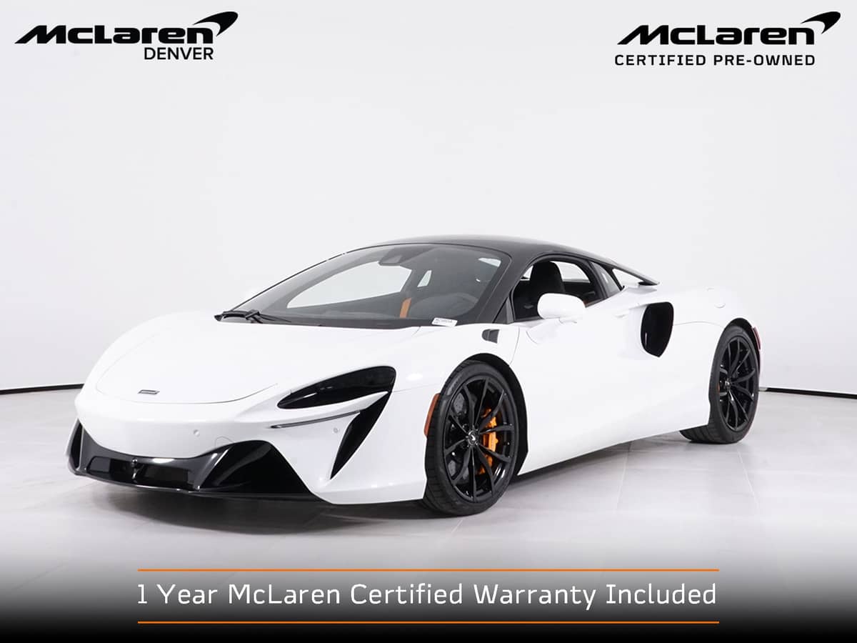 2023 McLaren Artura photo 1