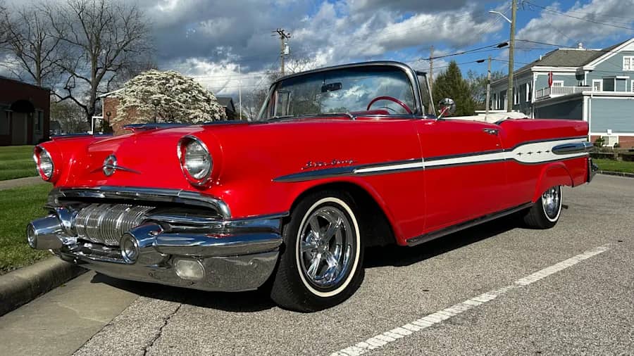 1957 Pontiac Star Chief photo 1