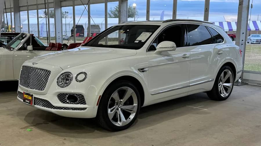 2017 Bentley Bentayga photo 1