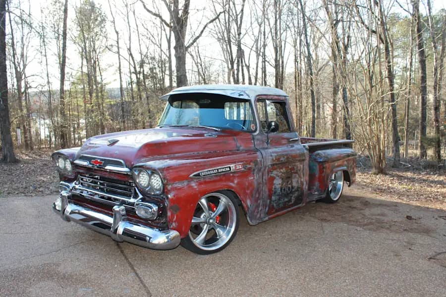 1959 Chevrolet Apache photo 1