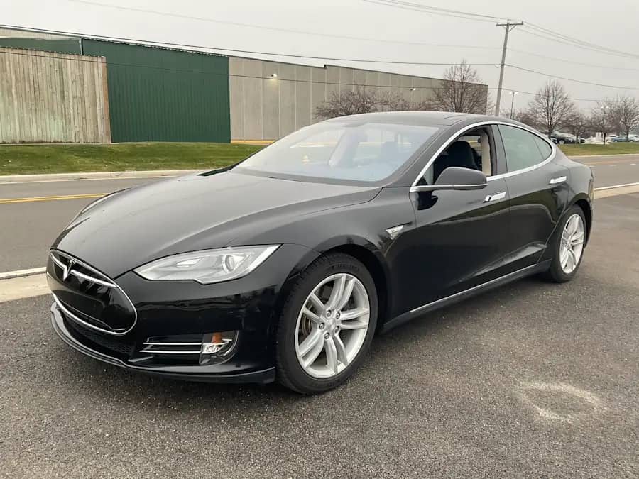 2014 Tesla Model S 85 photo 1
