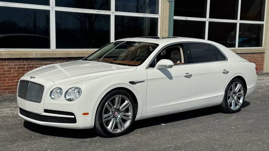 2016 Bentley Flying Spur photo 1