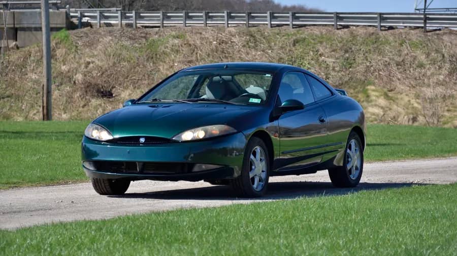 2000 Mercury Cougar photo 1