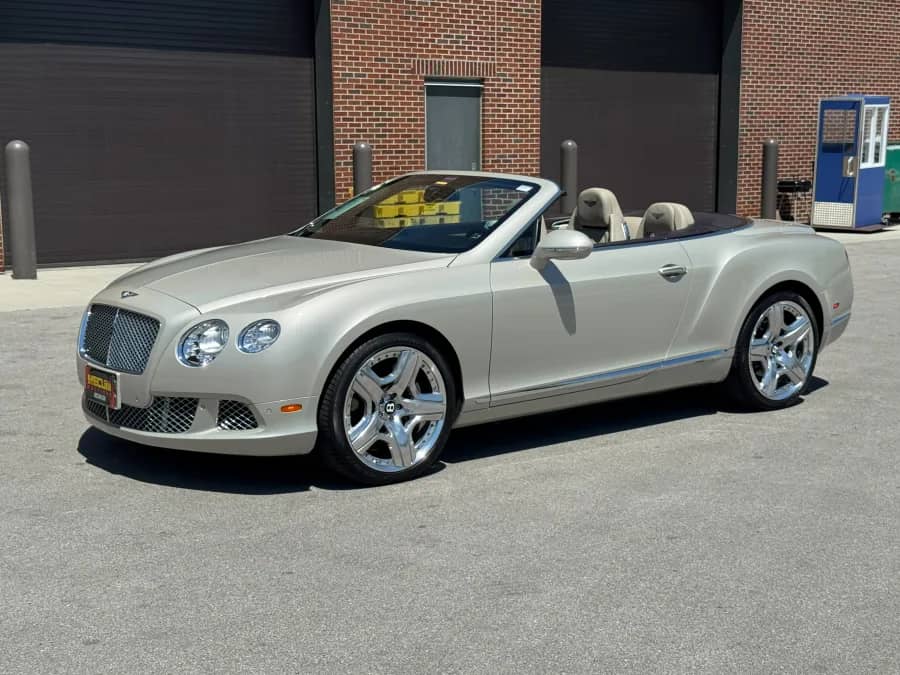 2013 Bentley Continental GTC photo 1