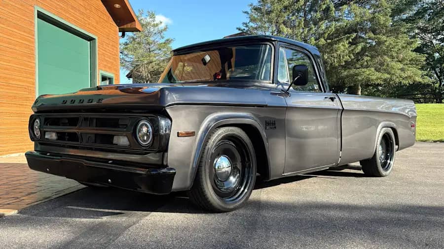 1971 Dodge D100 photo 1