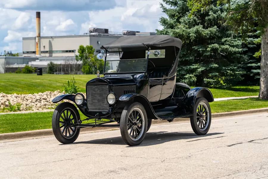 1925 Ford Model T photo 1
