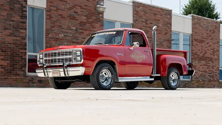 1979 Dodge Lil Red Express photo 1