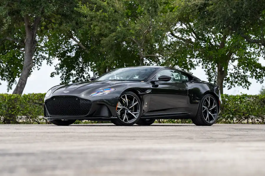 2021 Aston Martin DBS Superleggera