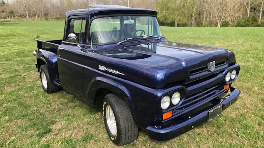 1960 Ford F-100 photo 1