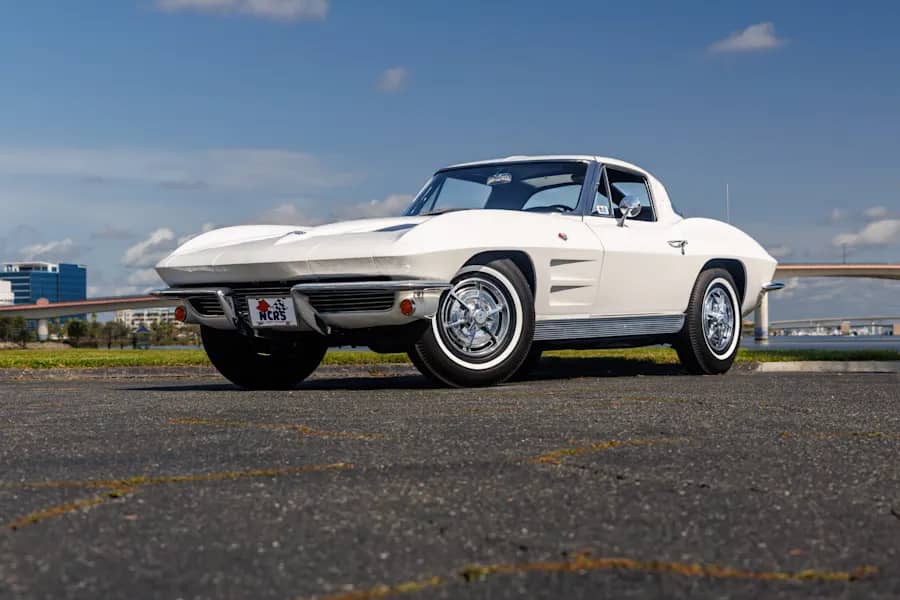 1963 Chevrolet Corvette photo 1