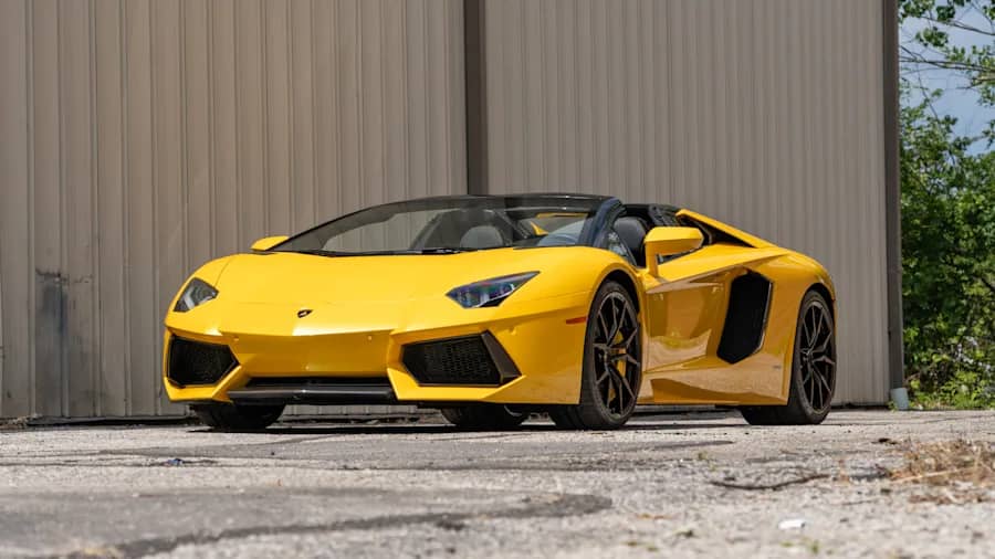 2014 Lamborghini Aventador LP700-4