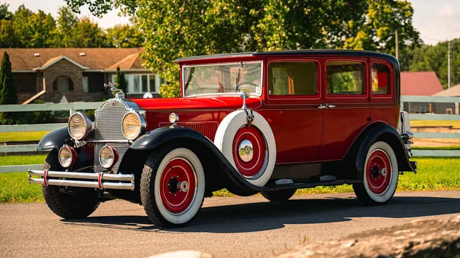 1930 Packard 726 Standard Eight photo 1