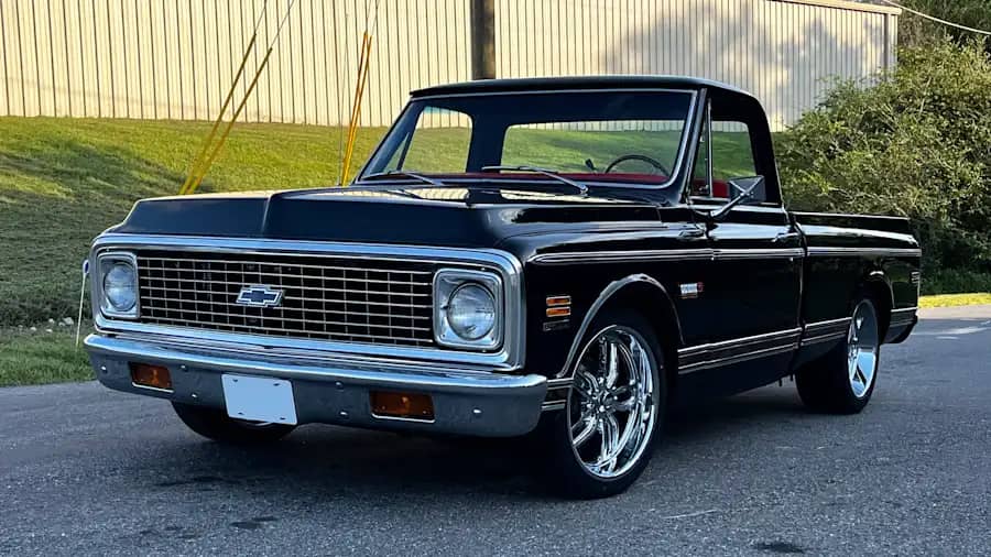 1972 Chevrolet C10 Cheyenne Super photo 1