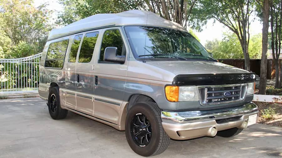 2006 Ford E-Series Regency High Top
