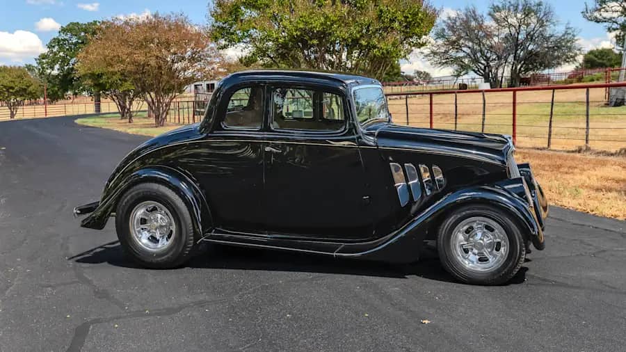 1933 Willys Coupe photo 1