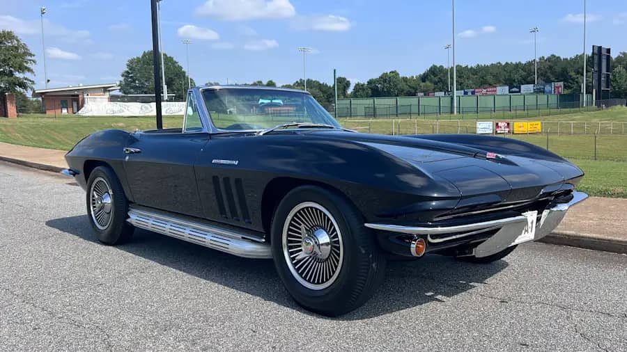 1965 Chevrolet Corvette photo 1