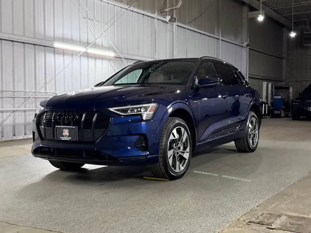 2022 Audi e-tron